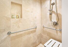 Royal Lahaina Resort & Bungalows