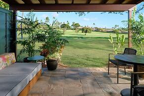 Royal Lahaina Resort & Bungalows