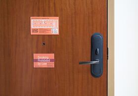 Royal Lahaina Resort & Bungalows