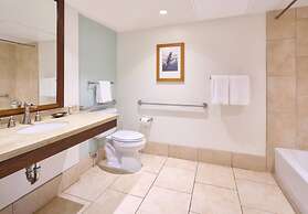 Royal Lahaina Resort & Bungalows