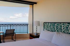 Royal Lahaina Resort & Bungalows