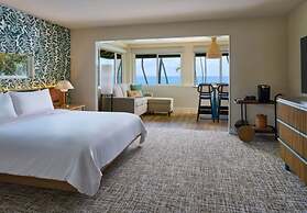 Royal Lahaina Resort & Bungalows