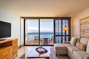 Royal Lahaina Resort & Bungalows