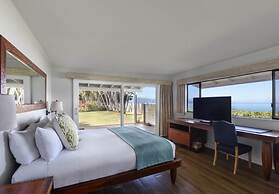 Royal Lahaina Resort & Bungalows
