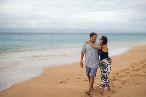 Royal Lahaina Resort & Bungalows