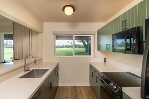 Royal Lahaina Resort & Bungalows