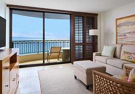 Royal Lahaina Resort & Bungalows