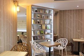 Hôtel Littéraire Marcel Aymé, BW Premier Collection