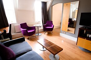 The Angel Hotel