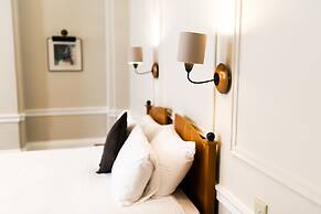 The Angel Hotel