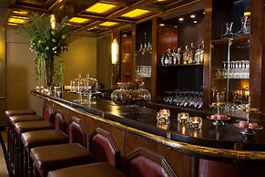 Dan Accadia Hotel