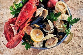 Mauna Kea Beach Hotel, Autograph Collection