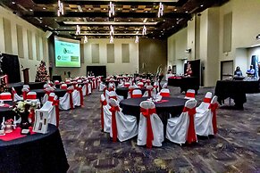 Coast Wenatchee Center Hotel