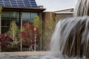 Coast Wenatchee Center Hotel