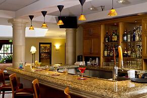 Safari Inn, a Coast Hotel