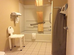 Days Inn by Wyndham Hoover Birmingham