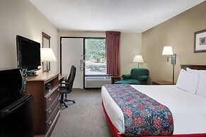 Days Inn by Wyndham Hoover Birmingham