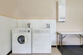 Days Inn by Wyndham Hoover Birmingham