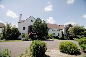 La Tourelle Inn & Spa