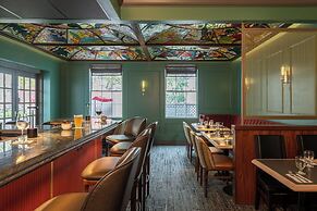 La Tourelle Inn & Spa