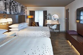 The Del Monte Lodge Renaissance Rochester Hotel & Spa