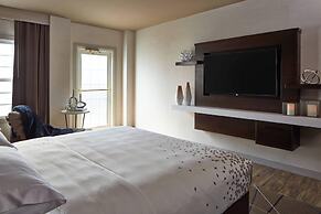 The Del Monte Lodge Renaissance Rochester Hotel & Spa