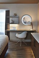 The Del Monte Lodge Renaissance Rochester Hotel & Spa