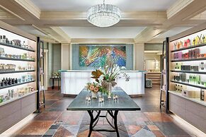 The Del Monte Lodge Renaissance Rochester Hotel & Spa