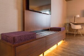 The Del Monte Lodge Renaissance Rochester Hotel & Spa