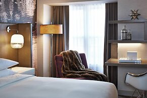 The Del Monte Lodge Renaissance Rochester Hotel & Spa