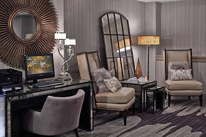 The Del Monte Lodge Renaissance Rochester Hotel & Spa