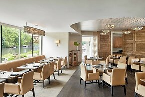 The Del Monte Lodge Renaissance Rochester Hotel & Spa