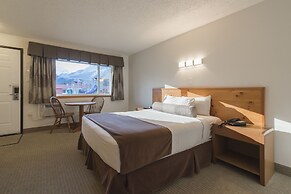Rocky Mountain Ski Lodge