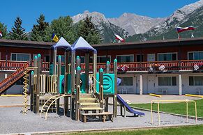 Rocky Mountain Ski Lodge