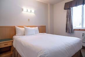 Rocky Mountain Ski Lodge