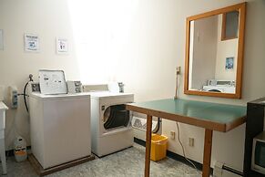 Rocky Mountain Ski Lodge