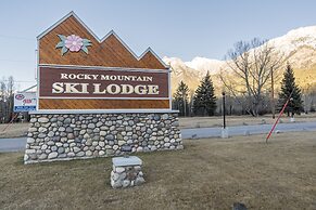 Rocky Mountain Ski Lodge