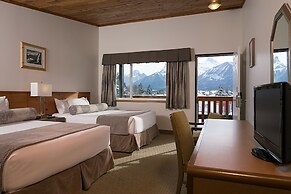 Rocky Mountain Ski Lodge