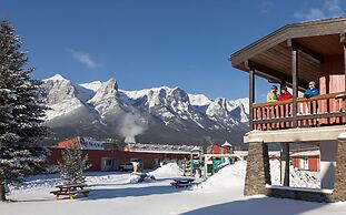 Rocky Mountain Ski Lodge