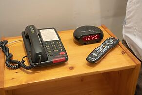 Rocky Mountain Ski Lodge