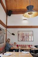 Buffalo Mountain Lodge