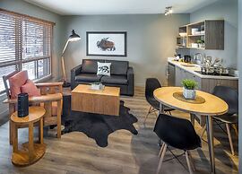 Buffalo Mountain Lodge