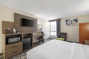 Best Western Plus York Hotel & Conference Center