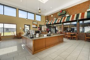 Best Western Plus York Hotel & Conference Center