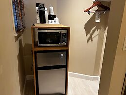 Holiday Inn Express & Suites La Jolla – Windansea Beach by IHG