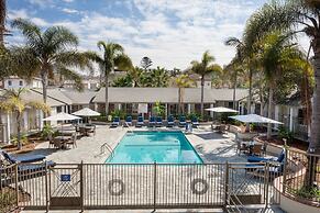 Holiday Inn Express & Suites La Jolla – Windansea Beach by IHG