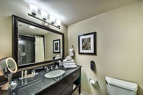 DoubleTree by Hilton Hotel Port Huron