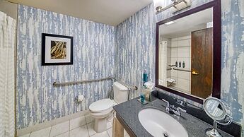 DoubleTree by Hilton Hotel Port Huron