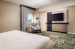 Hilton Appleton Paper Valley