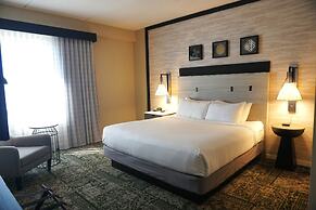 Hilton Appleton Paper Valley